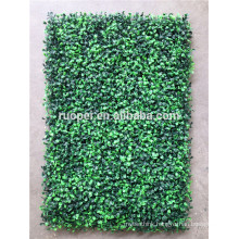 Plastic,plastic leaf Material and Grass Plant Type artificial boxwood mat